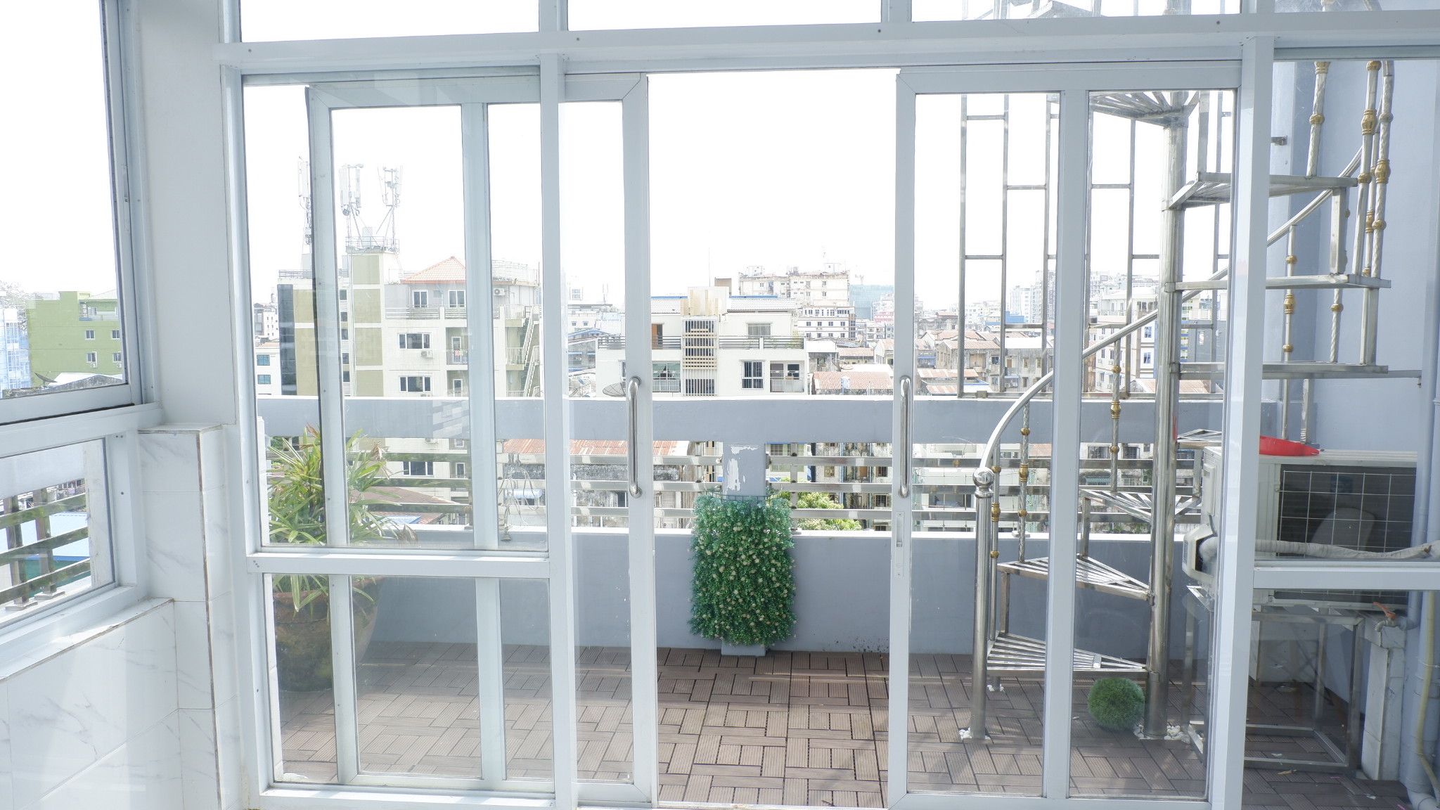 E89C1B79-7E08-48E2-BAFD-F861F9BB4112-4764-0000047C19B259DD